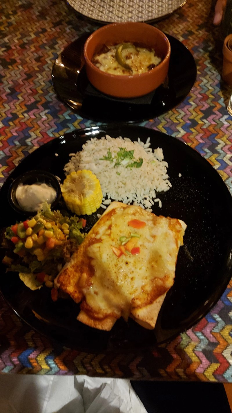 Los Hermanos Mexican