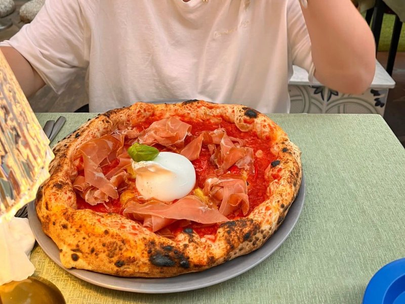Pizzeria Senese Napoletana Pizza