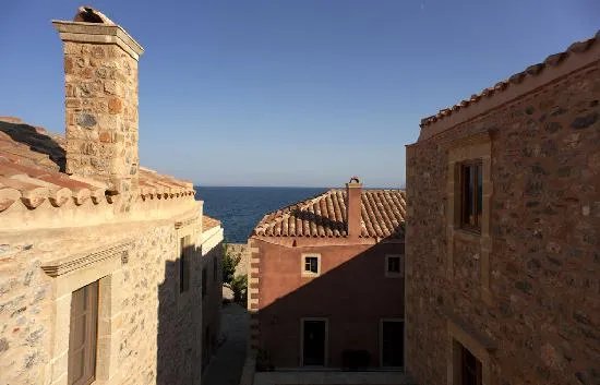 Theophano Art Hotel