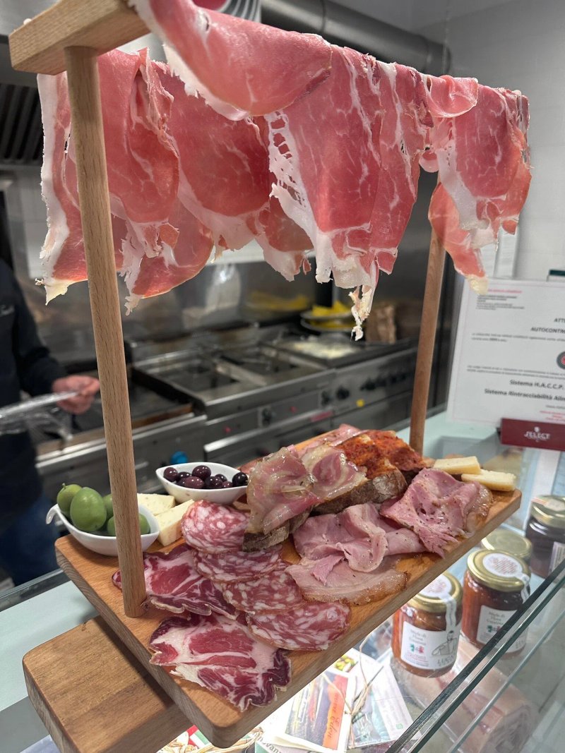 Il Buco Street Food