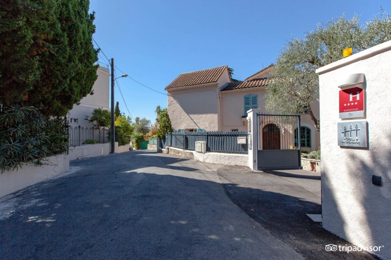 La Bastide De L'oliveraie
