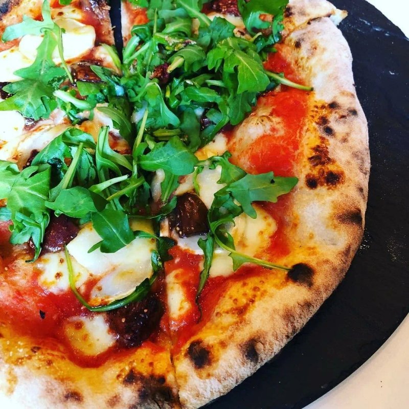 Tredici Wood Fired Pizzeria & Bakery