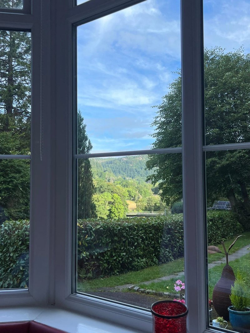 Glyntwrog House