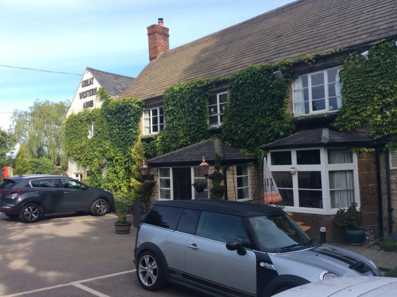 Great Western Arms Aynho