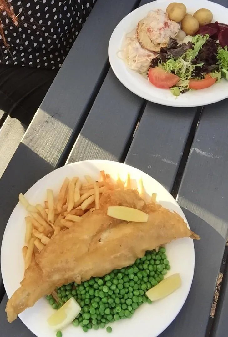 The Three Horseshoes