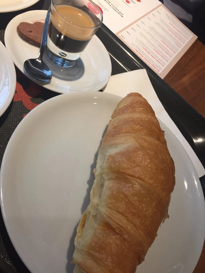 Cafe Dreissig