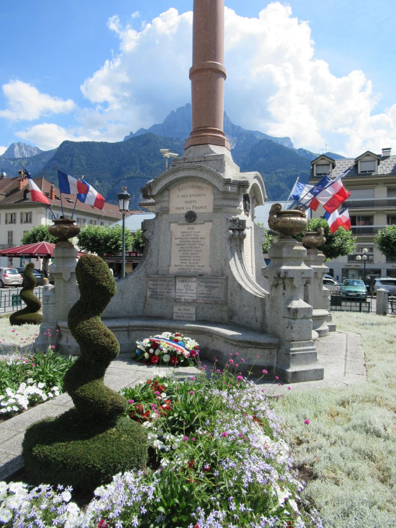 Monument Communal