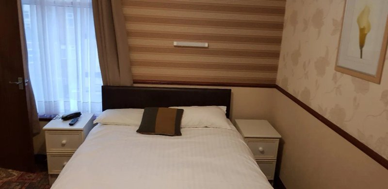 Lyndene Hotel
