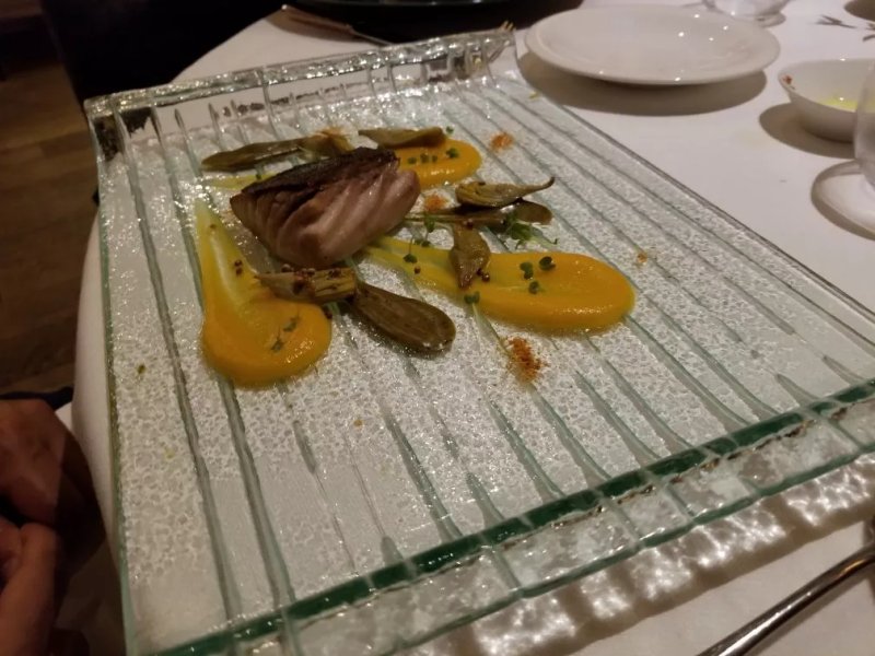 Met Restaurant