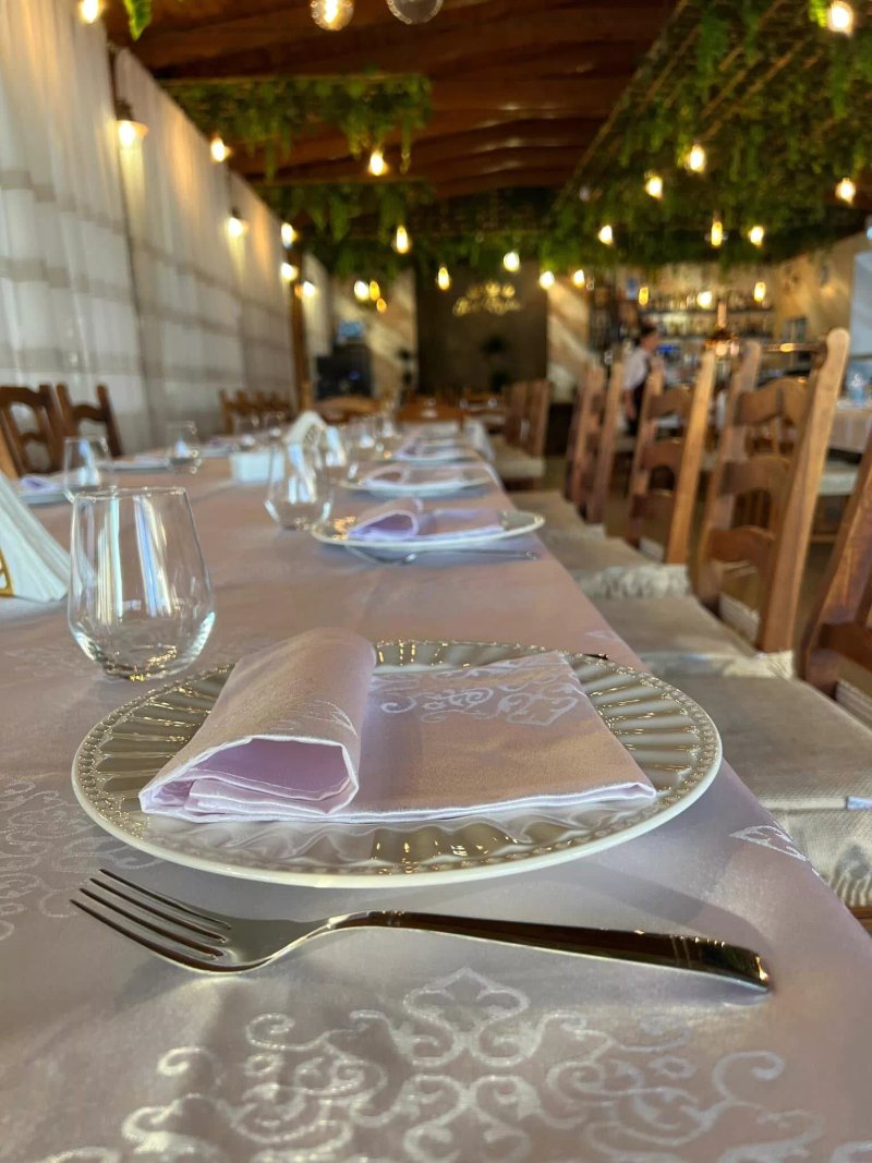 Trei Regine Restaurant