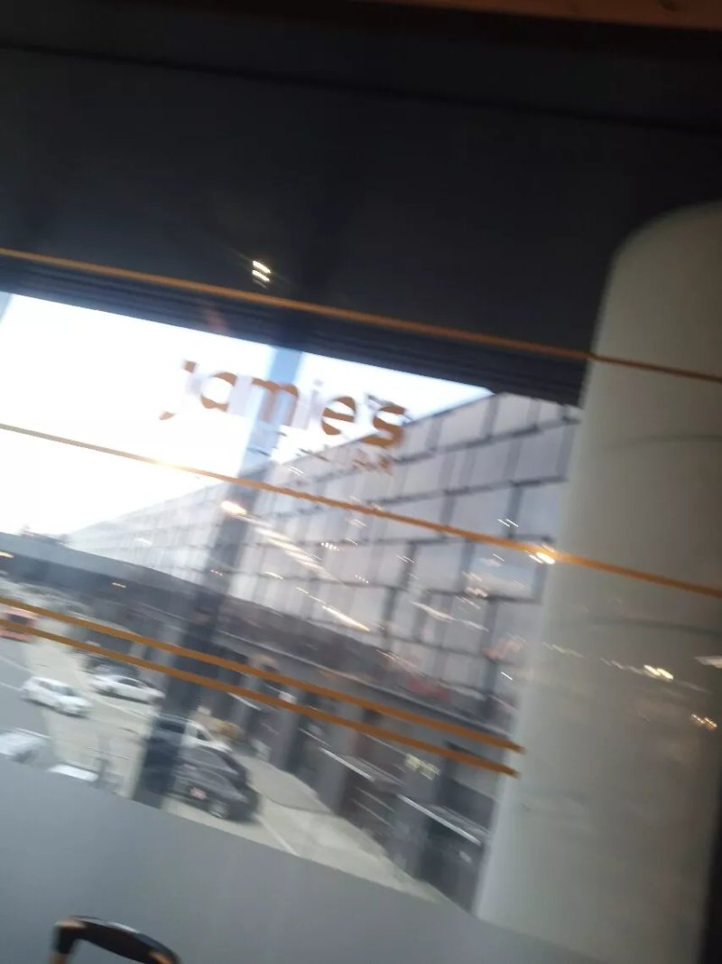 Jamie Oliver Vienna Airport