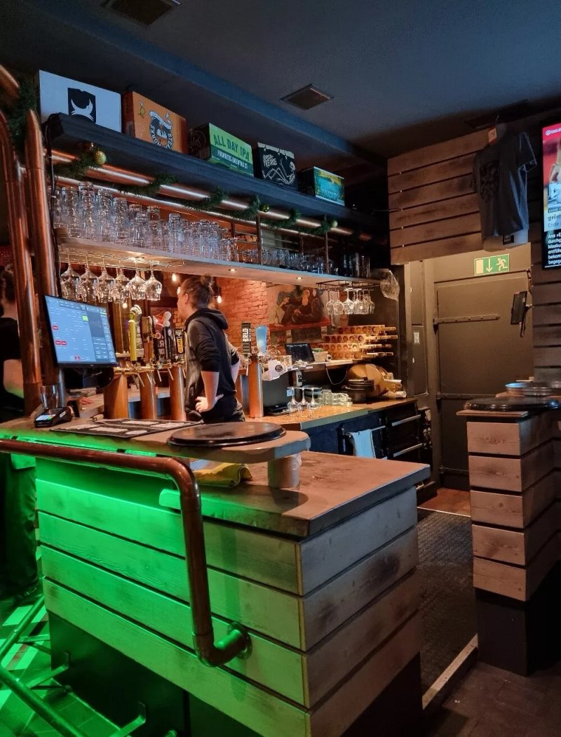 Holy Craft Beer Bar