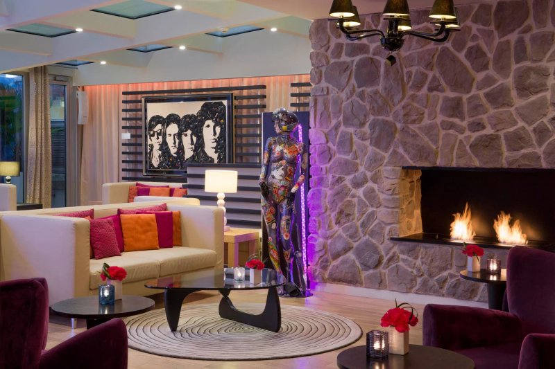 N'vY Bar