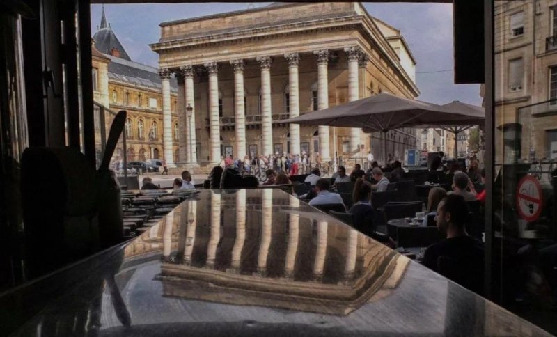 La Comedie