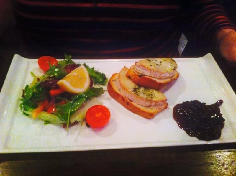 Avanti Restaurant & Grill