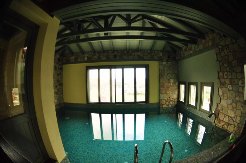 Oreiades Suites