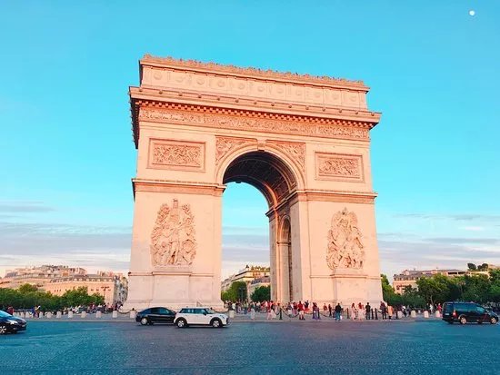 Arc de Triomphe