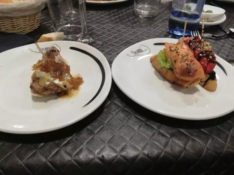 The Tapa Negra Gastrotaperia