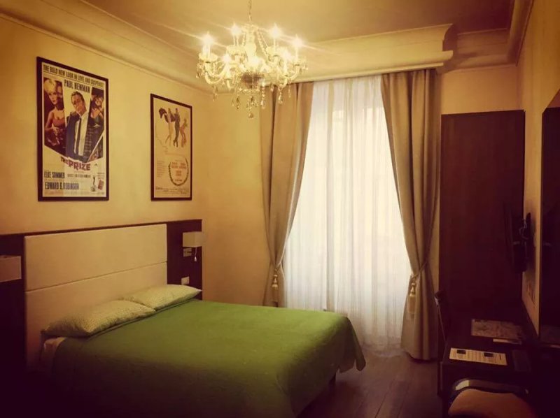 Archi di Roma Guest House