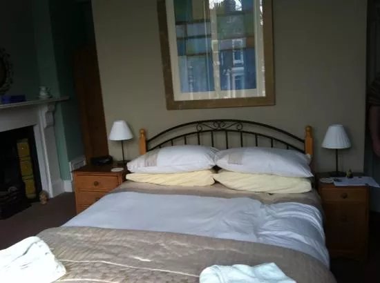 Warwick Lodge Guest House