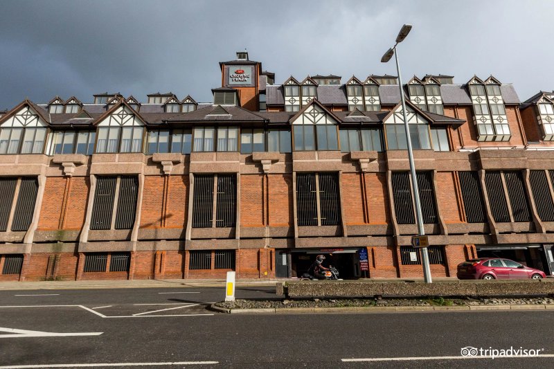 Crowne Plaza Chester, an IHG hotel