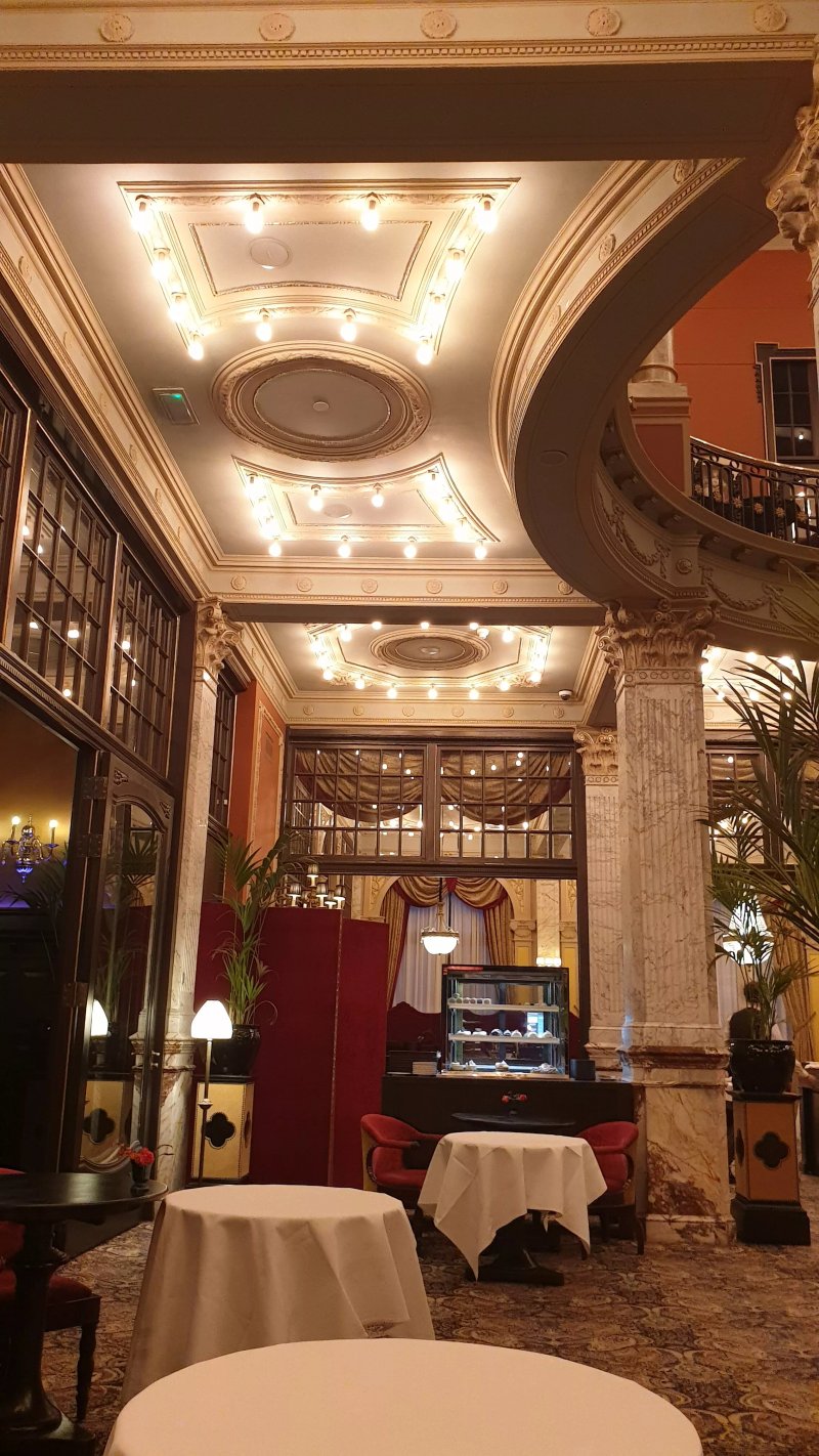 Restaurant Des Indes