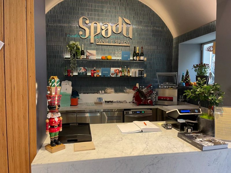 Spadu Pane e Spada