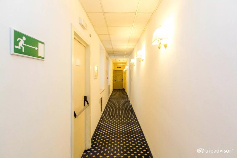 Hotel President