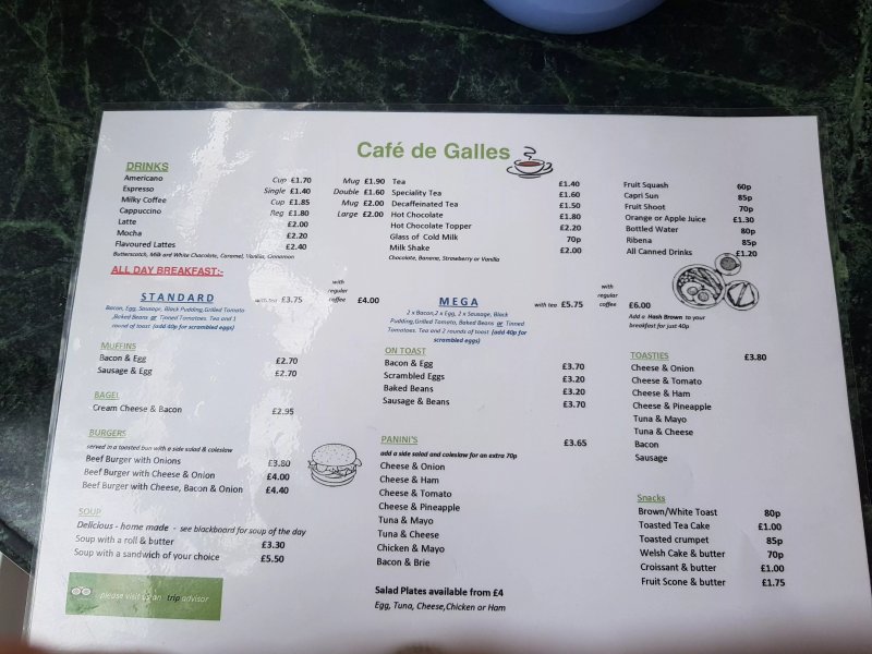 Cafe  De  Galles