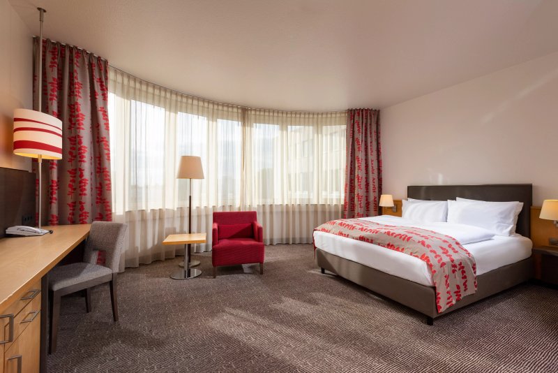 Holiday Inn Frankfurt Airport-Neu-Isenburg, an IHG hotel