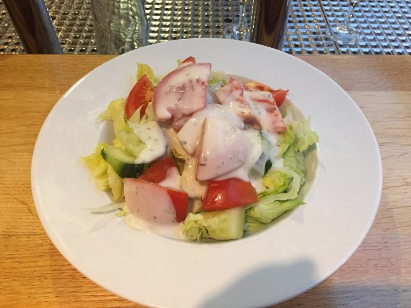 Bei Baki Hotel & Restaurant
