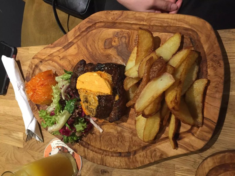 The Artisan Bar & Grill