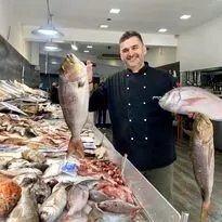 Fish Tavern - Fish Store Marina