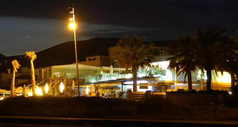 Tibu-Ron Beach Club