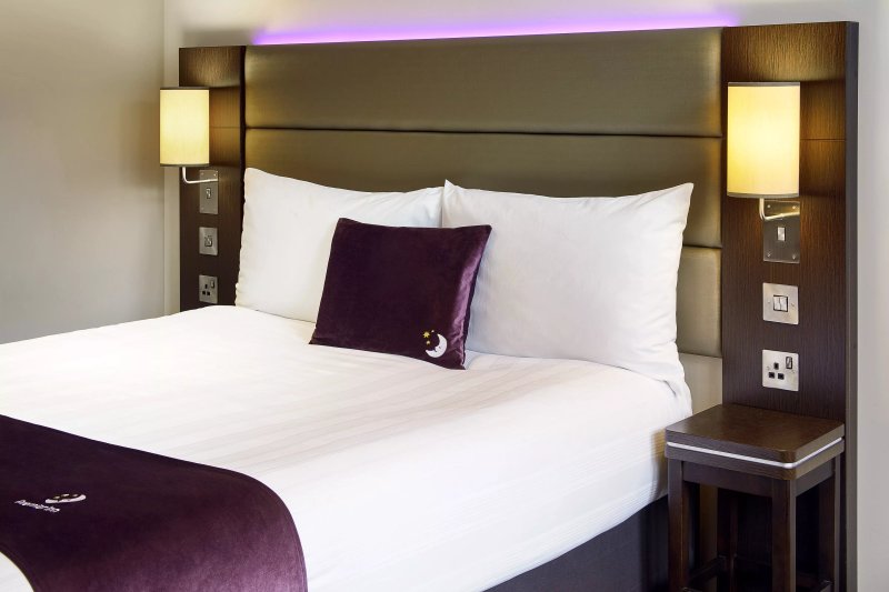 Premier Inn Cardiff North Hotel