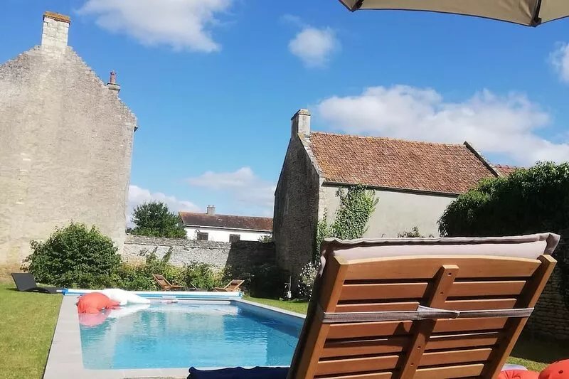 Cozy bed and breakfast 10 mn from beaches and main sites of the 1944 landings.