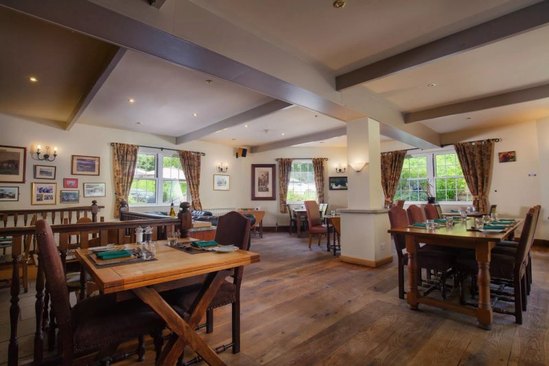 Fox and Hounds Country Hotel