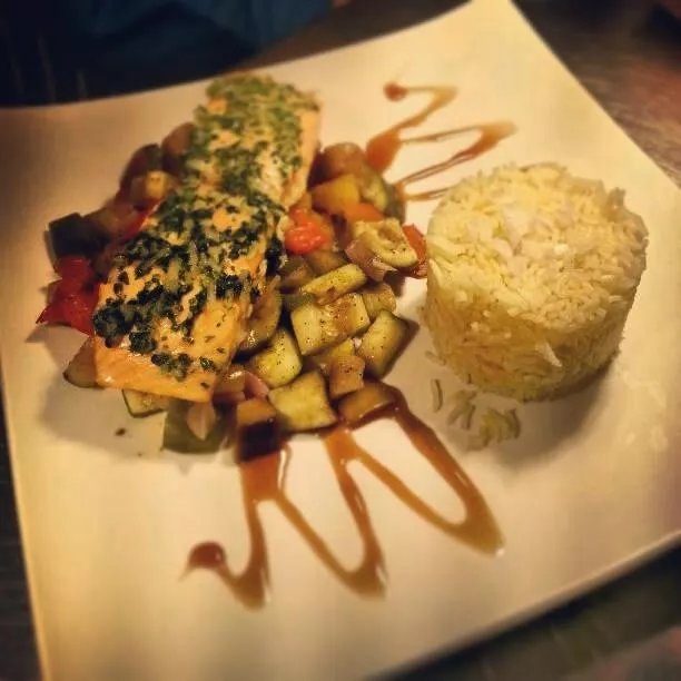 Fay's Bistro