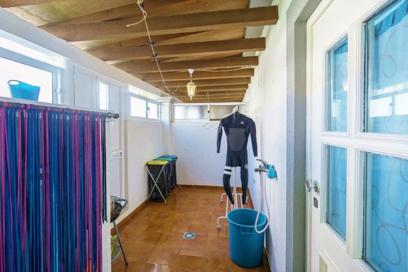H2O Surfguide Hostel