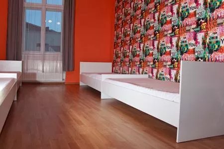 Pillows Party Hostel