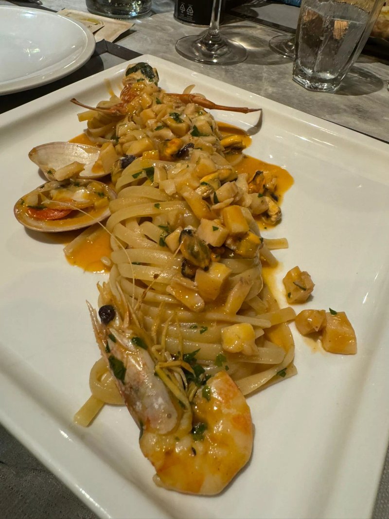 La Lampara Trattoria - Pizzeria