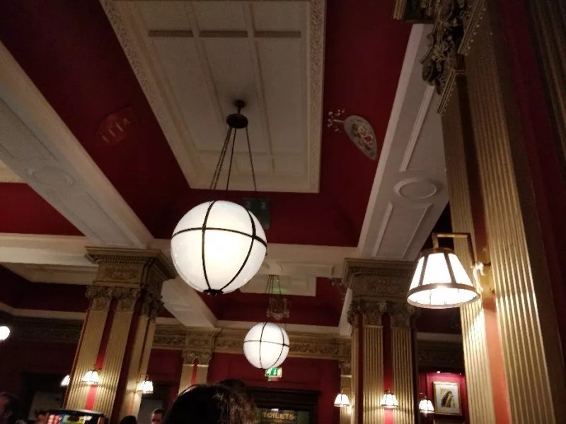 The Metropolitan Bar