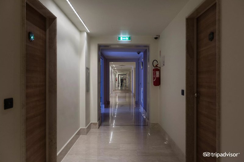 4 Spa Resort Hotel