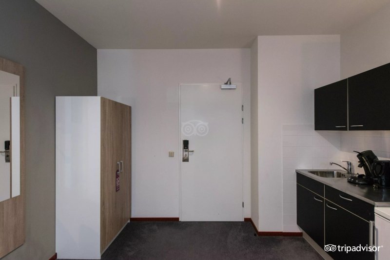 Amsterdam Teleport Hotel