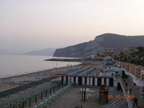 Hotel Punta Est