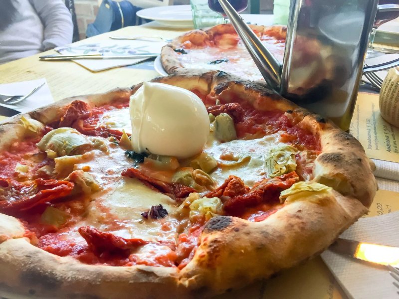 Pizzeria trattoria Olive e capperi