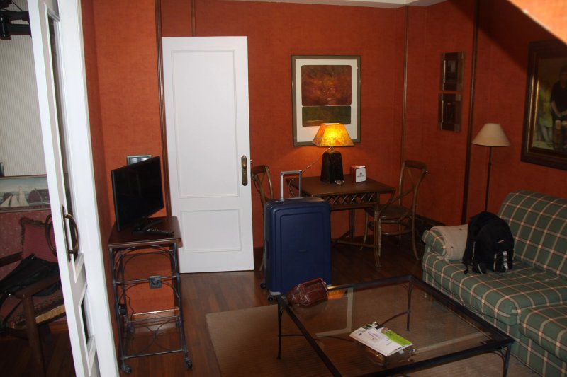 Avenida Real Hotel