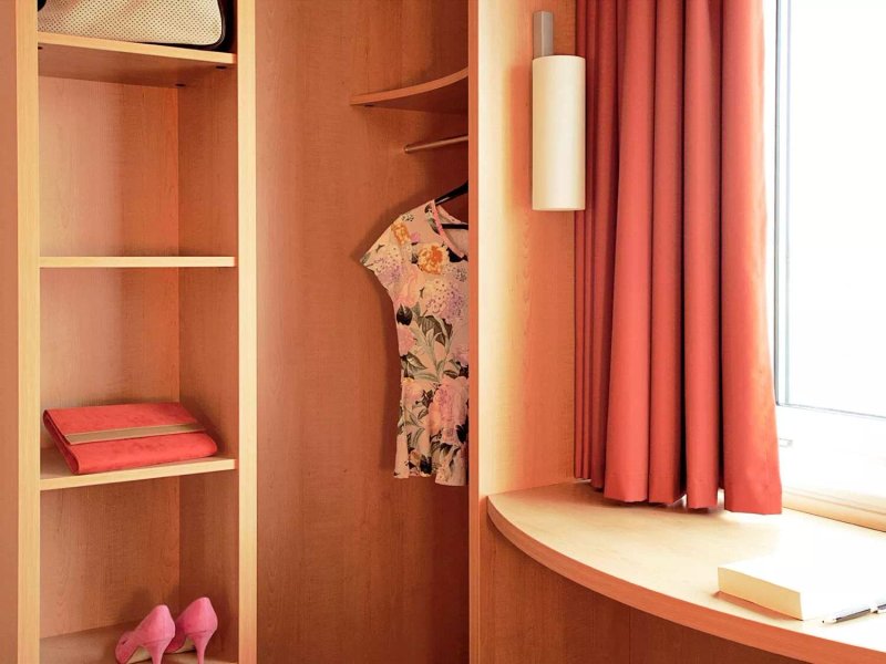 ibis London Luton Airport Hotel