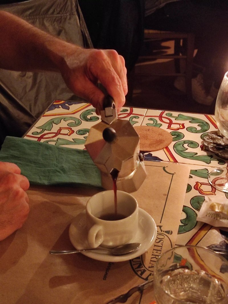 Osteria Mezzaluna