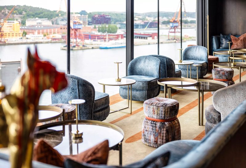 View Skybar & Restaurant
